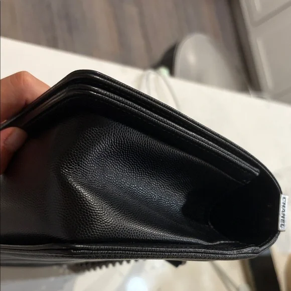 CHANEL Black Quilted Leather Bag with Silver Chain - Picture 4 of 8